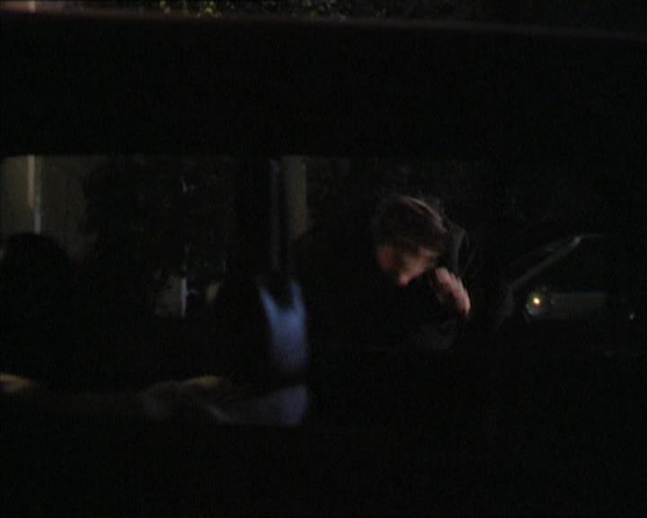 Charmed-Online-dot-210HeartbreakCity2006.jpg Charmed-Online-dot-210HeartbreakCity2006.jpg