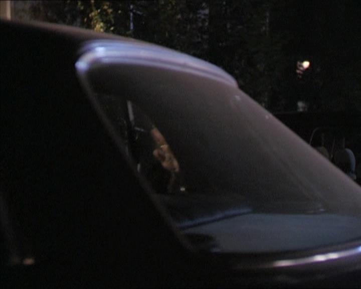 Charmed-Online-dot-210HeartbreakCity2007.jpg Charmed-Online-dot-210HeartbreakCity2007.jpg