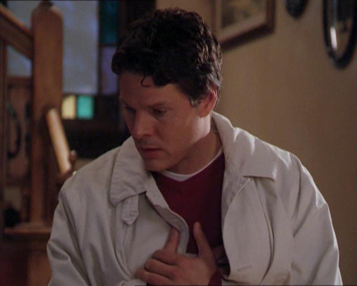 Charmed-Online-dot-210HeartbreakCity2042.jpg Charmed-Online-dot-210HeartbreakCity2042.jpg