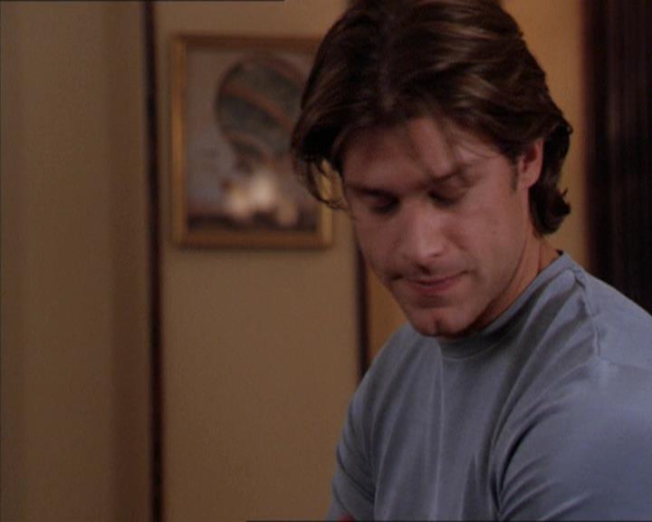 Charmed-Online-dot-210HeartbreakCity2085.jpg Charmed-Online-dot-210HeartbreakCity2085.jpg