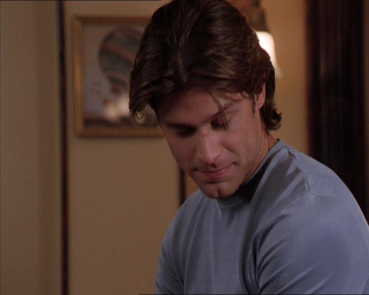 Charmed-Online-dot-210HeartbreakCity2094.jpg Charmed-Online-dot-210HeartbreakCity2094.jpg