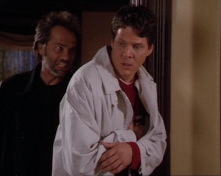 Charmed-Online-dot-210HeartbreakCity2154.jpg Charmed-Online-dot-210HeartbreakCity2154.jpg