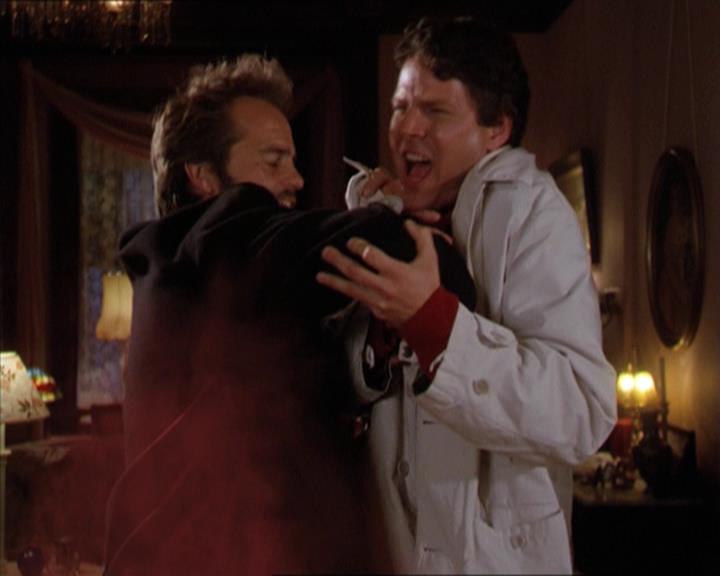 Charmed-Online-dot-210HeartbreakCity2187.jpg Charmed-Online-dot-210HeartbreakCity2187.jpg