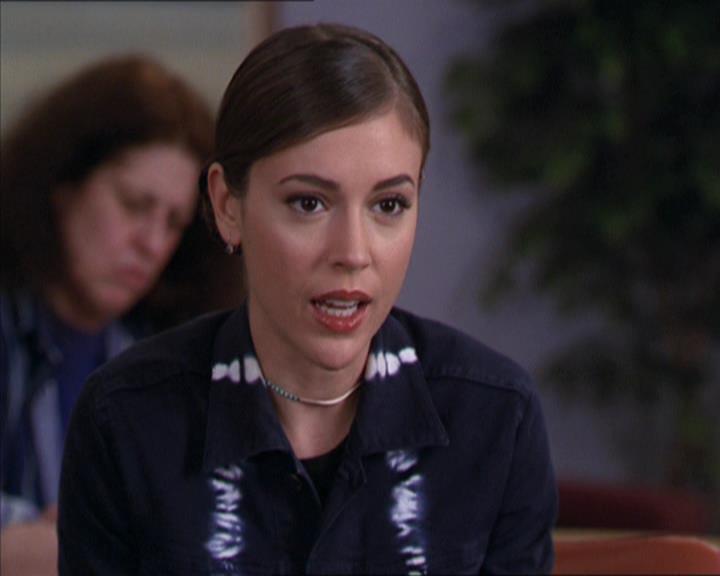 Charmed-Online-dot-216MurphysLuck1273.jpg Charmed-Online-dot-216MurphysLuck1273.jpg