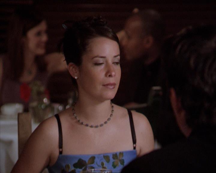 Charmed-Online-dot-218ChickFlick0501.jpg