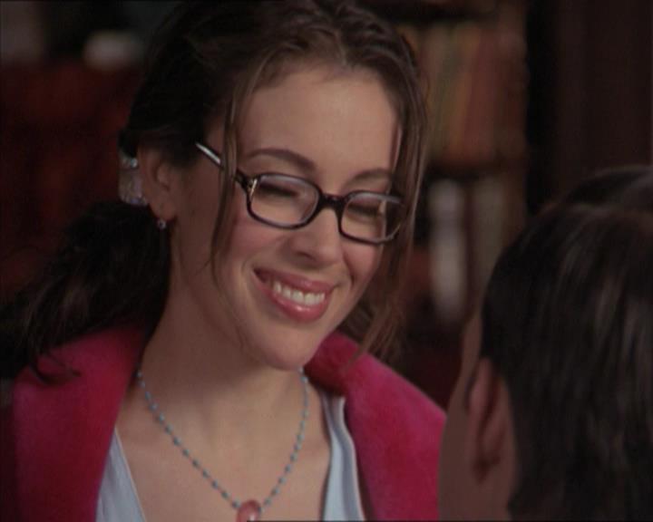 Charmed-Online-dot-218ChickFlick1168.jpg Charmed-Online-dot-218ChickFlick1168.jpg
