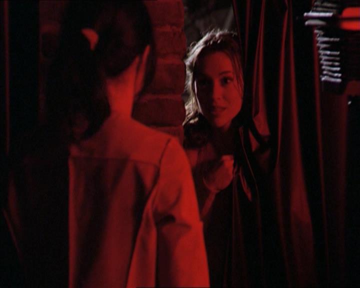 Charmed-Online-dot-218ChickFlick1309.jpg Charmed-Online-dot-218ChickFlick1309.jpg