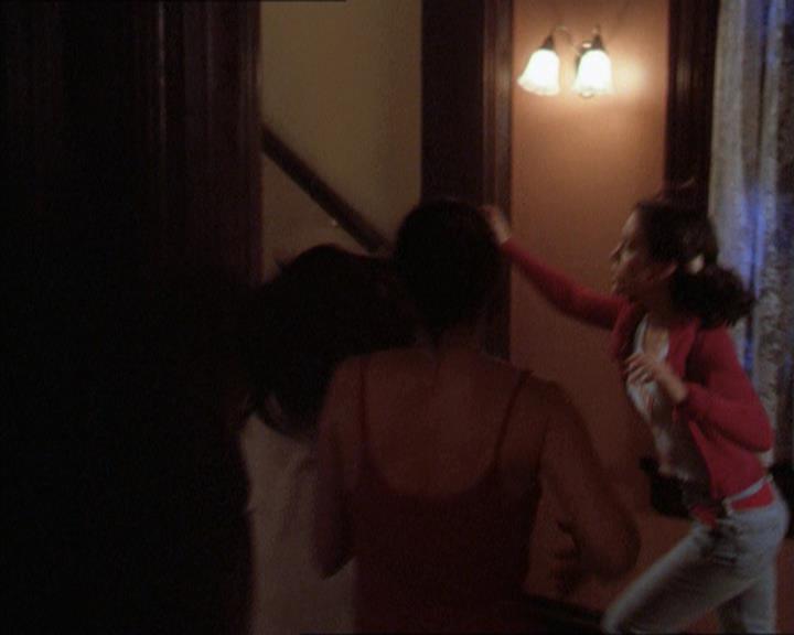 Charmed-Online-dot-218ChickFlick1663.jpg
