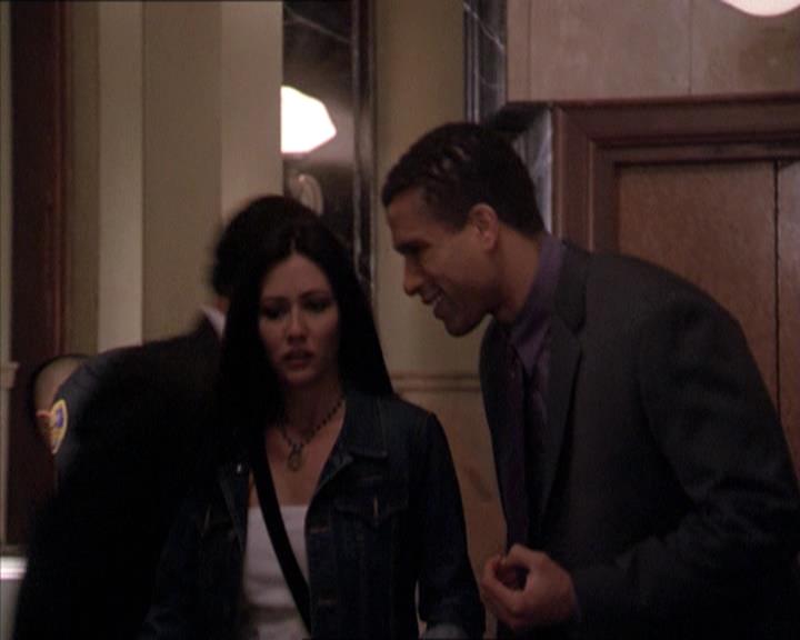 Charmed-Online-dot-219Ex-Libris0969.jpg Charmed-Online-dot-219Ex-Libris0969.jpg