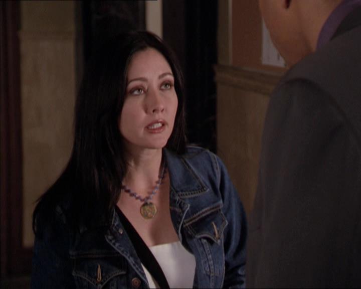 Charmed-Online-dot-219Ex-Libris0997.jpg Charmed-Online-dot-219Ex-Libris0997.jpg