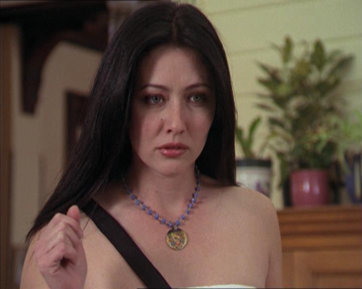 Charmed-Online-dot-219Ex-Libris1460.jpg Charmed-Online-dot-219Ex-Libris1460.jpg