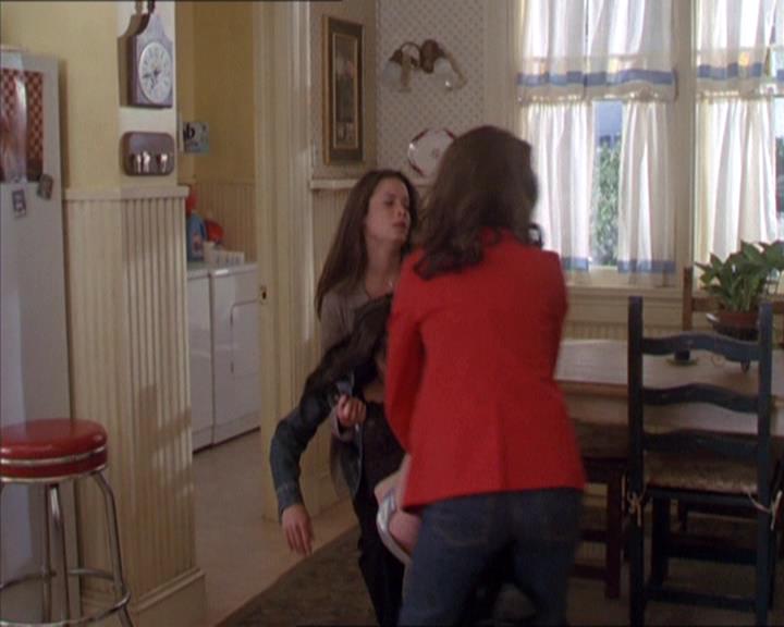 Charmed-Online-dot-222BeCarefulWhatYouWitchFor1937.jpg Charmed-Online-dot-222BeCarefulWhatYouWitchFor1937.jpg