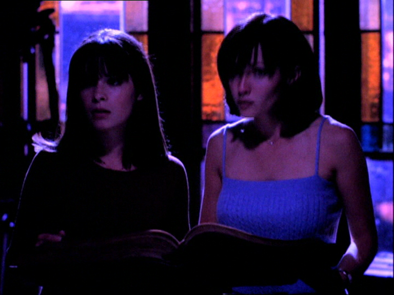 charmed-online_dot_net_OpeningCreditsS2-00018.png charmed-online_dot_net_OpeningCreditsS2-00018.png