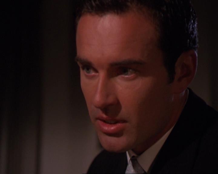 Charmed-Online_dot_net-3x01TheHoneymoonsOver1716.jpg Charmed-Online_dot_net-3x01TheHoneymoonsOver1716.jpg