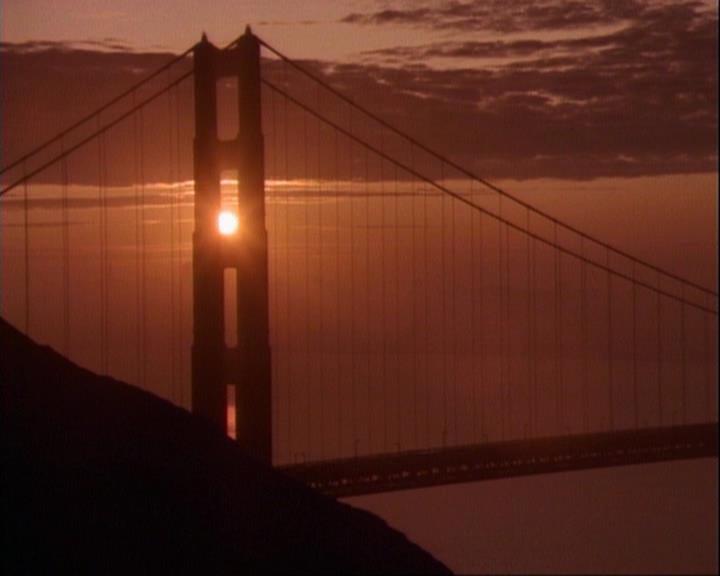 Charmed-Online_dot_net-3x02MagicHour0001.jpg Charmed-Online_dot_net-3x02MagicHour0001.jpg