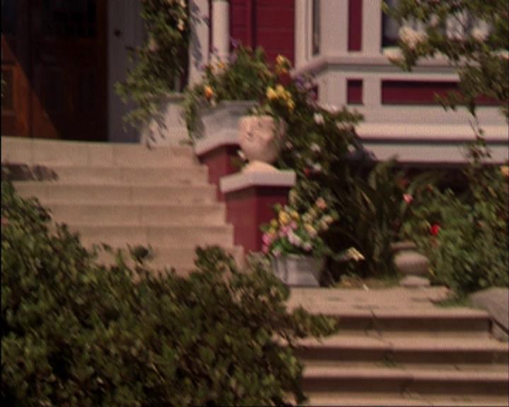 Charmed-Online_dot_net-3x02MagicHour0040.jpg Charmed-Online_dot_net-3x02MagicHour0040.jpg