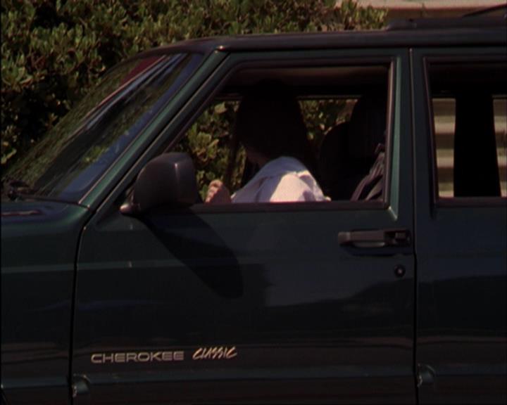 Charmed-Online_dot_net-3x02MagicHour0043.jpg Charmed-Online_dot_net-3x02MagicHour0043.jpg