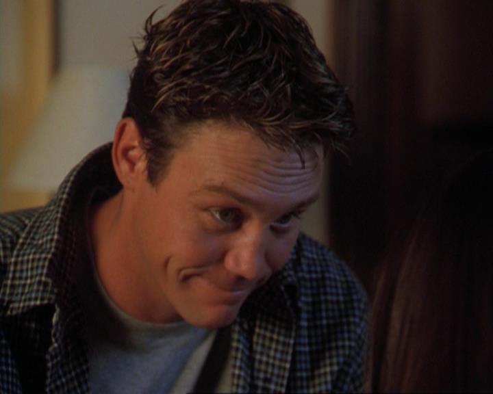 Charmed-Online_dot_net-3x02MagicHour0230.jpg