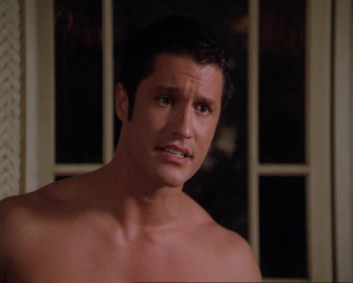 Charmed-Online_dot_net-3x02MagicHour0363.jpg Charmed-Online_dot_net-3x02MagicHour0363.jpg