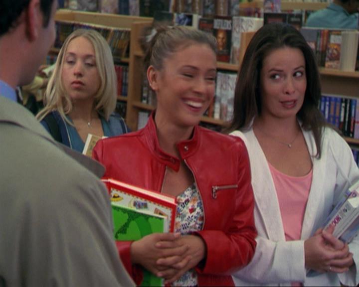 Charmed-Online_dot_net-3x02MagicHour0479.jpg