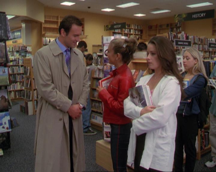 Charmed-Online_dot_net-3x02MagicHour0494.jpg Charmed-Online_dot_net-3x02MagicHour0494.jpg