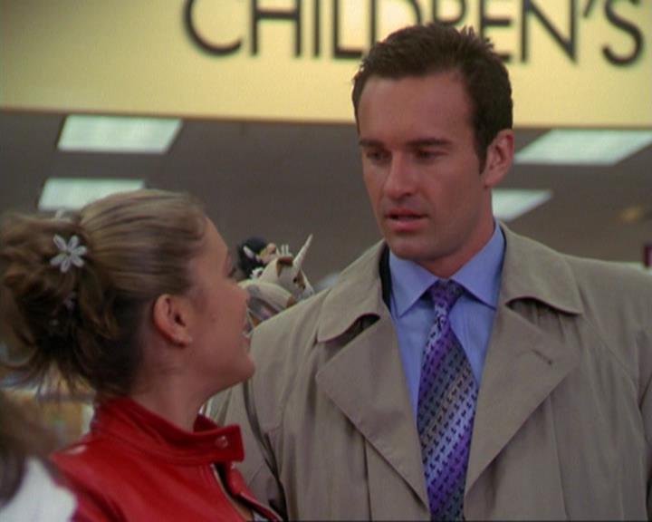 Charmed-Online_dot_net-3x02MagicHour0520.jpg