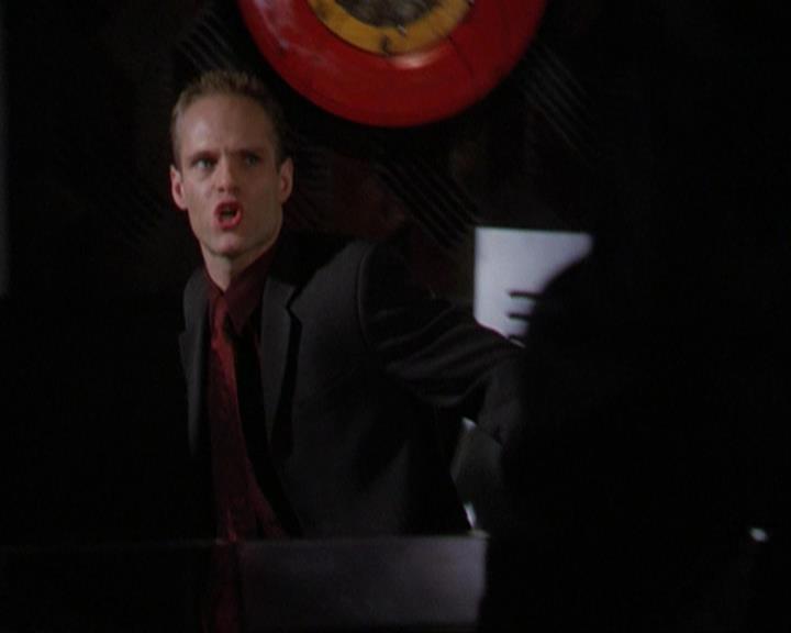 Charmed-Online_dot_net-3x02MagicHour0598.jpg Charmed-Online_dot_net-3x02MagicHour0598.jpg