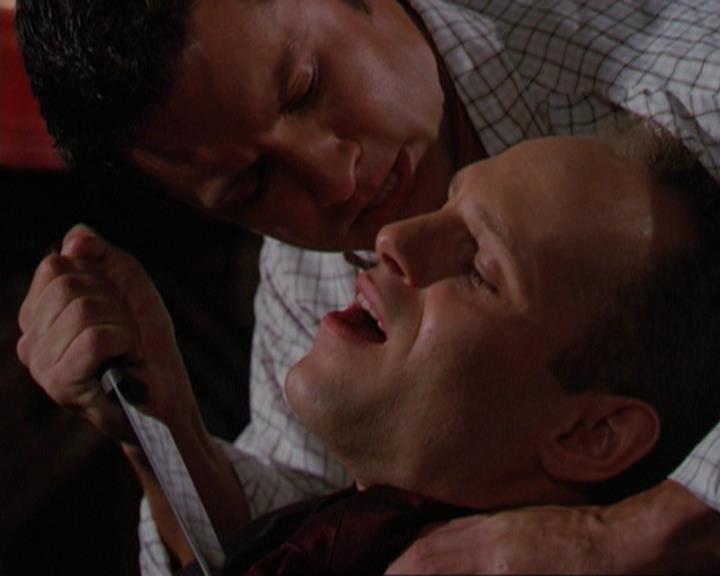 Charmed-Online_dot_net-3x02MagicHour0631.jpg Charmed-Online_dot_net-3x02MagicHour0631.jpg