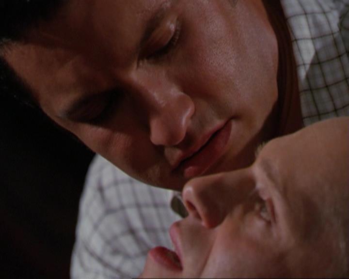 Charmed-Online_dot_net-3x02MagicHour0645.jpg Charmed-Online_dot_net-3x02MagicHour0645.jpg