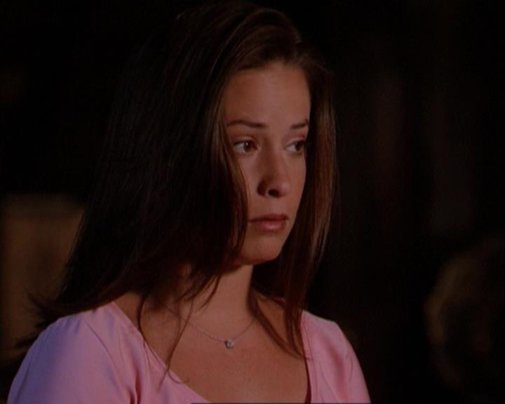 Charmed-Online_dot_net-3x02MagicHour0828.jpg Charmed-Online_dot_net-3x02MagicHour0828.jpg