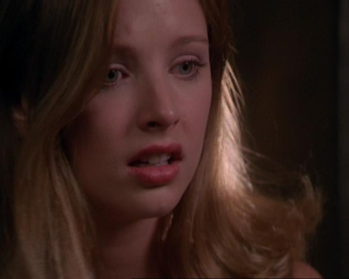 Charmed-Online_dot_net-3x02MagicHour0942.jpg Charmed-Online_dot_net-3x02MagicHour0942.jpg