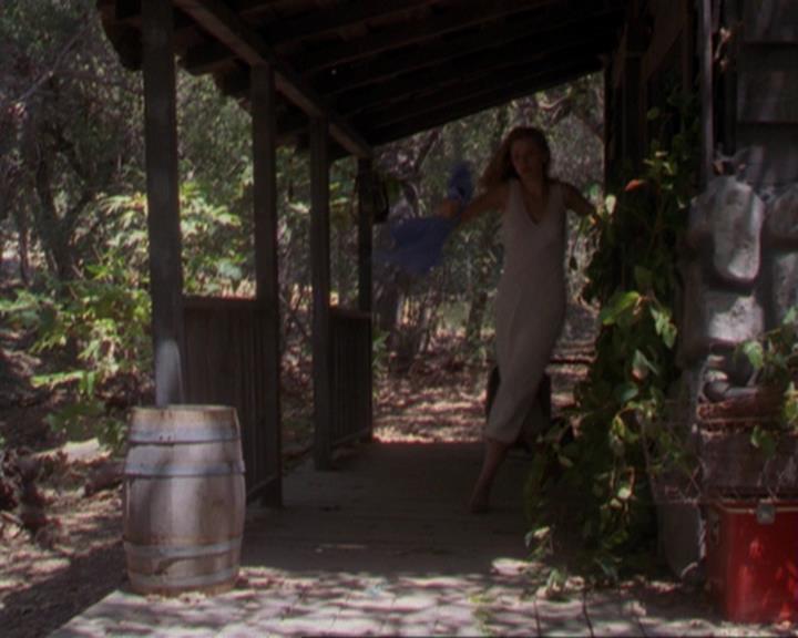 Charmed-Online_dot_net-3x02MagicHour0954.jpg