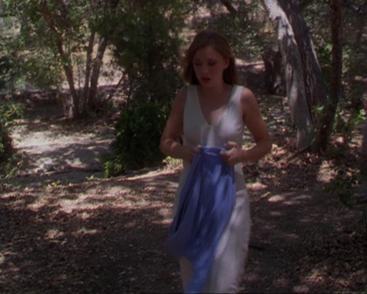 Charmed-Online_dot_net-3x02MagicHour0959.jpg Charmed-Online_dot_net-3x02MagicHour0959.jpg