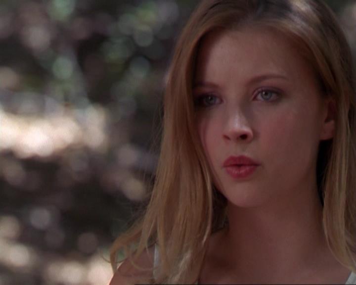 Charmed-Online_dot_net-3x02MagicHour0979.jpg Charmed-Online_dot_net-3x02MagicHour0979.jpg