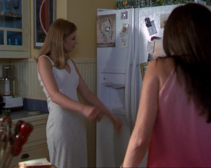 Charmed-Online_dot_net-3x02MagicHour1142.jpg Charmed-Online_dot_net-3x02MagicHour1142.jpg