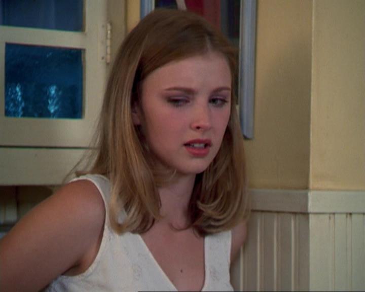 Charmed-Online_dot_net-3x02MagicHour1151.jpg Charmed-Online_dot_net-3x02MagicHour1151.jpg