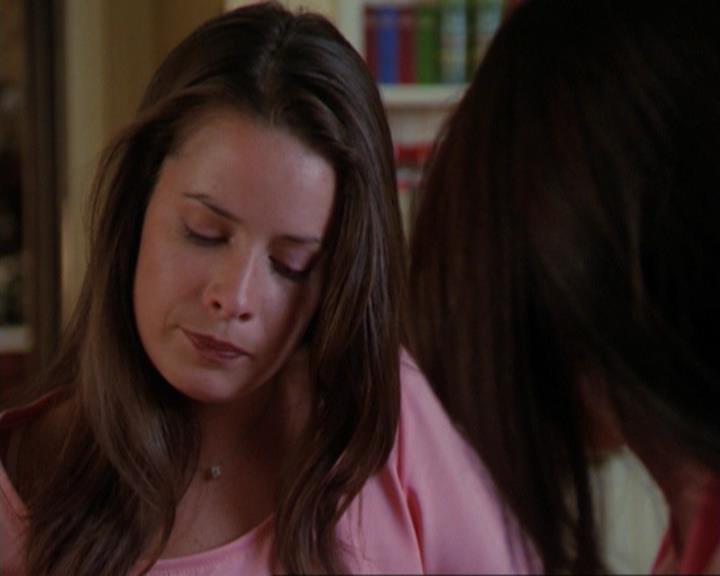Charmed-Online_dot_net-3x02MagicHour1204.jpg