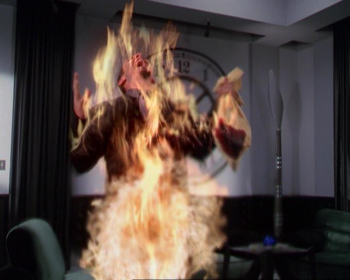 Charmed-Online_dot_net-3x02MagicHour1255.jpg Charmed-Online_dot_net-3x02MagicHour1255.jpg