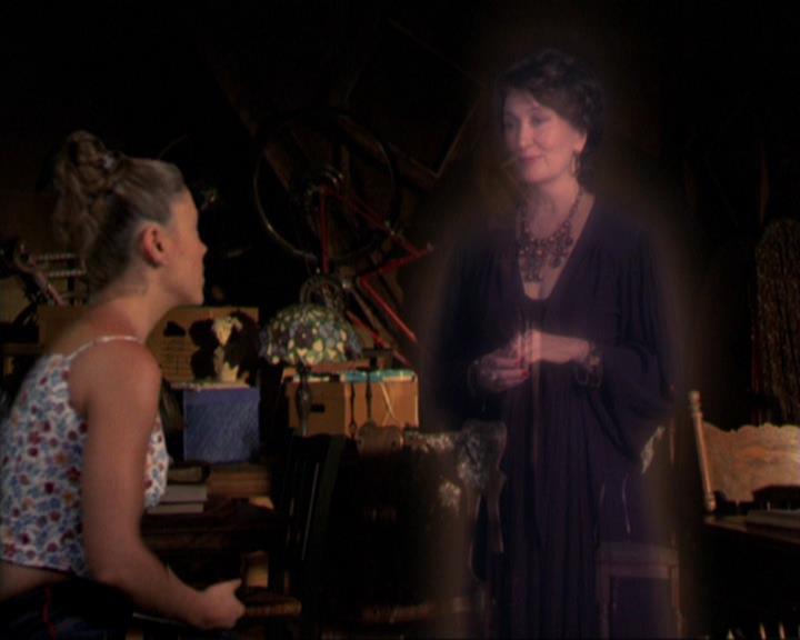 Charmed-Online_dot_net-3x02MagicHour1503.jpg Charmed-Online_dot_net-3x02MagicHour1503.jpg