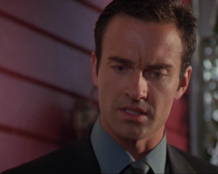 Charmed-Online_dot_net-3x02MagicHour1710.jpg Charmed-Online_dot_net-3x02MagicHour1710.jpg