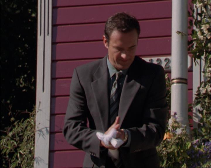 Charmed-Online_dot_net-3x02MagicHour1730.jpg Charmed-Online_dot_net-3x02MagicHour1730.jpg