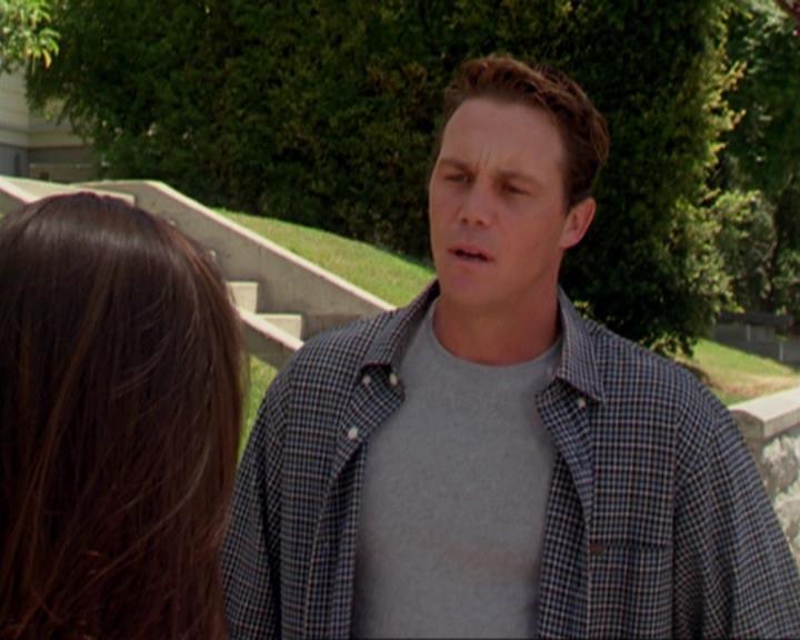 Charmed-Online_dot_net-3x02MagicHour1814.jpg