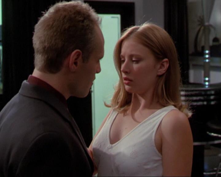 Charmed-Online_dot_net-3x02MagicHour2035.jpg Charmed-Online_dot_net-3x02MagicHour2035.jpg