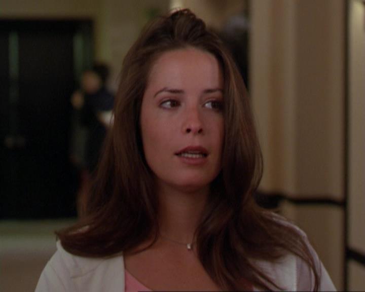 Charmed-Online_dot_net-3x02MagicHour2114.jpg Charmed-Online_dot_net-3x02MagicHour2114.jpg