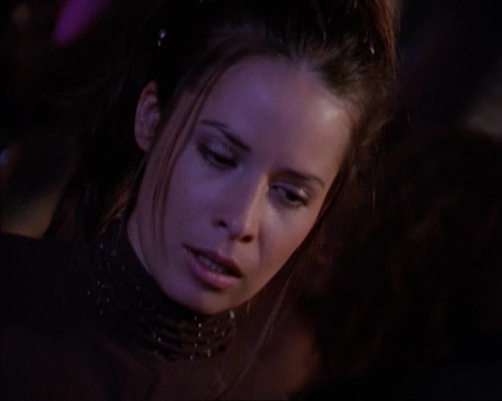 Charmed-Online_dot_net-3x03OnceUponATime0068.jpg