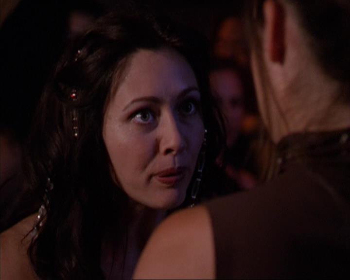 Charmed-Online_dot_net-3x03OnceUponATime0091.jpg