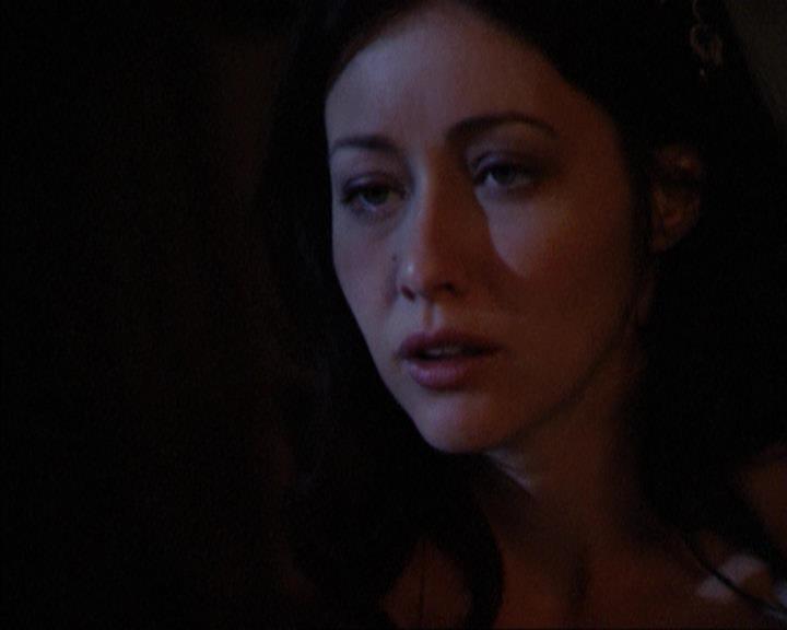 Charmed-Online_dot_net-3x03OnceUponATime0102.jpg Charmed-Online_dot_net-3x03OnceUponATime0102.jpg