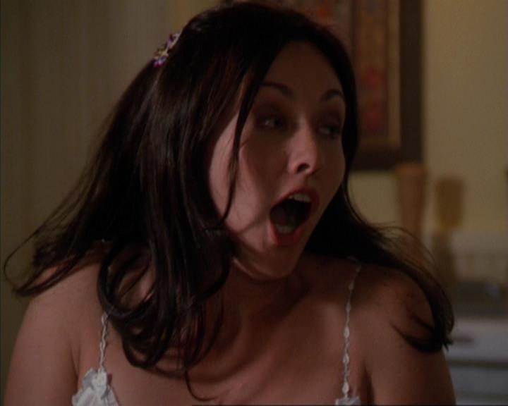 Charmed-Online_dot_net-3x03OnceUponATime0410.jpg Charmed-Online_dot_net-3x03OnceUponATime0410.jpg