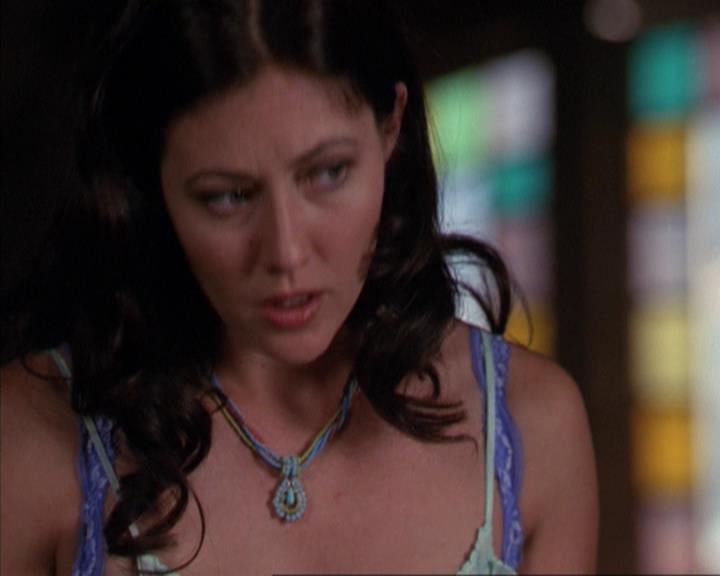 Charmed-Online_dot_net-3x03OnceUponATime0547.jpg