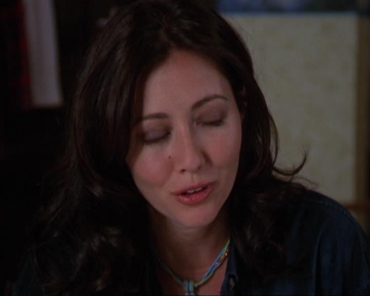 Charmed-Online_dot_net-3x03OnceUponATime0800.jpg Charmed-Online_dot_net-3x03OnceUponATime0800.jpg